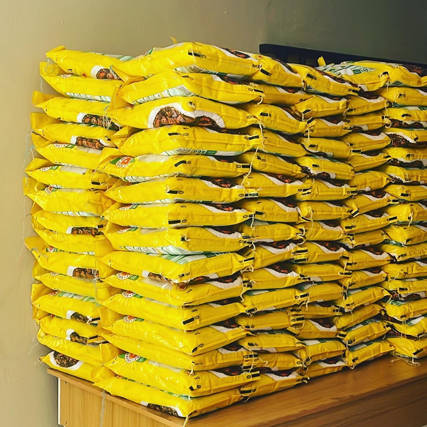 Communitywide Food Bank volunteers and beneficiaries