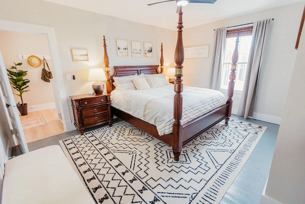 Farmhouse bedroom