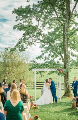 Real wedding at Oak Creek Farm, photo 14