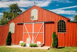 Real wedding at Oak Creek Farm, photo 16