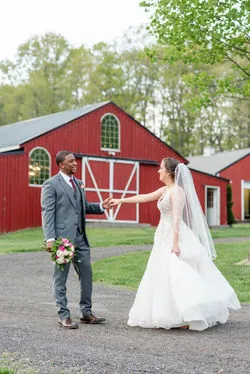Real wedding at Oak Creek Farm, photo 21