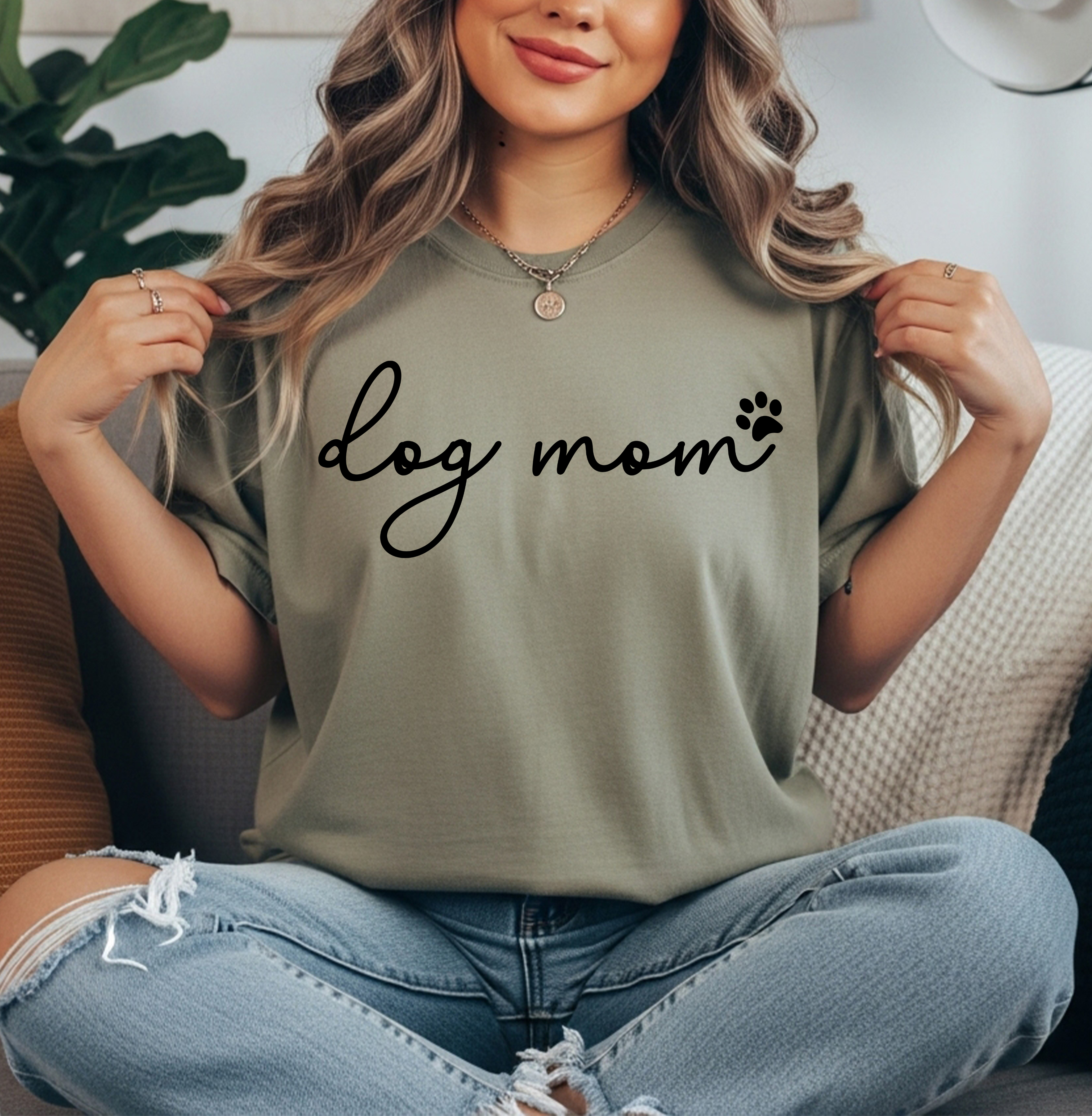 Dog Mom graphic top