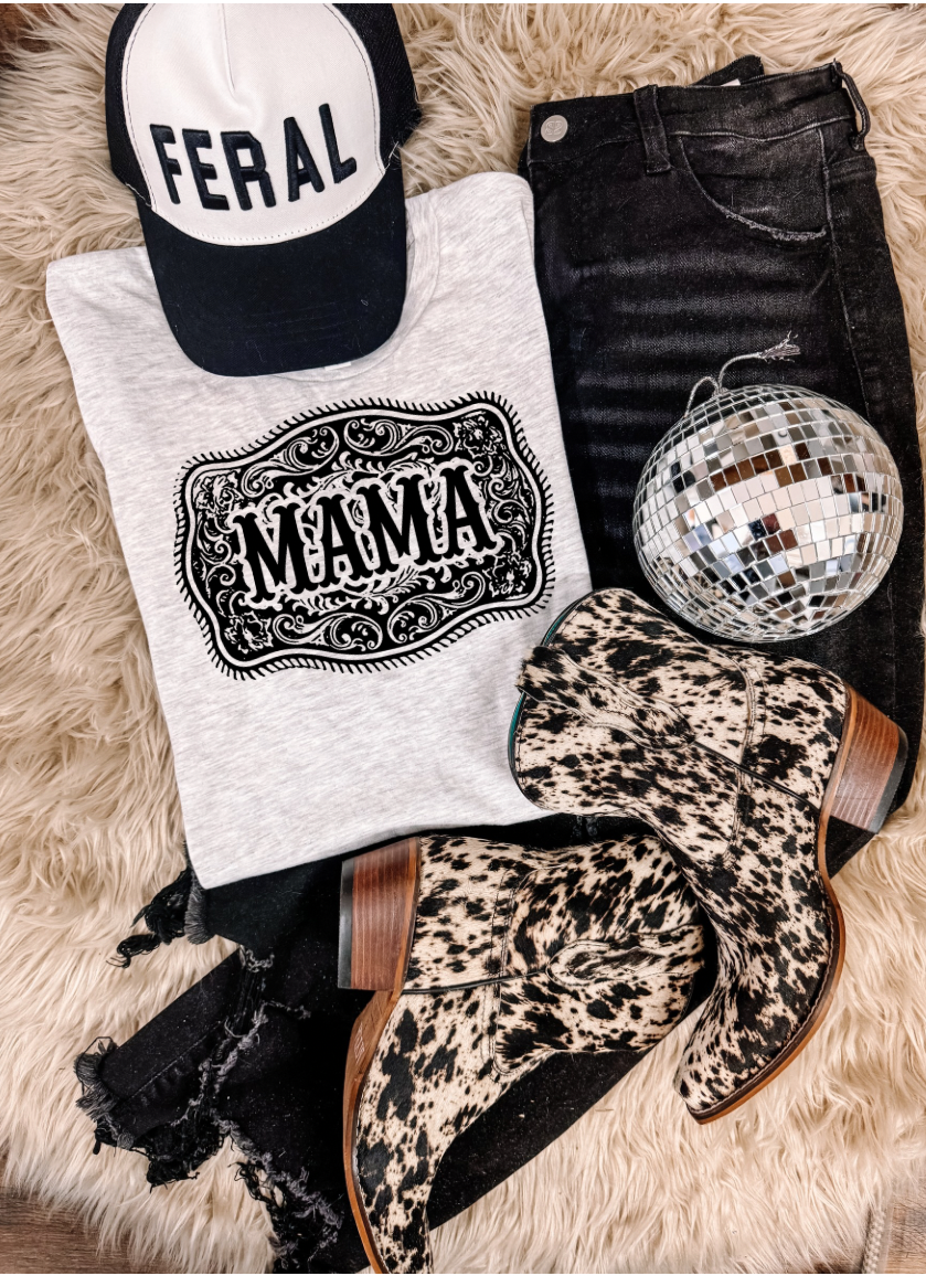 Mama belt buckle Graphic top
