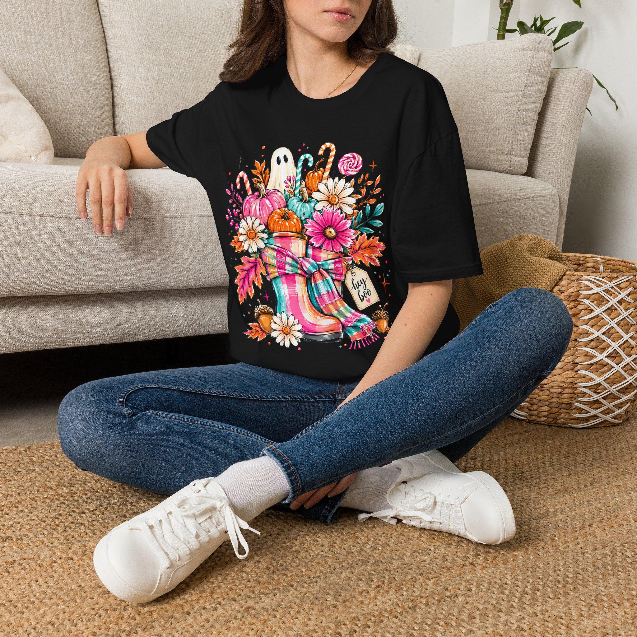 Autumn Ghost Bouquet T-Shirt | Pumpkin, Flowers, Scarf Fall Design