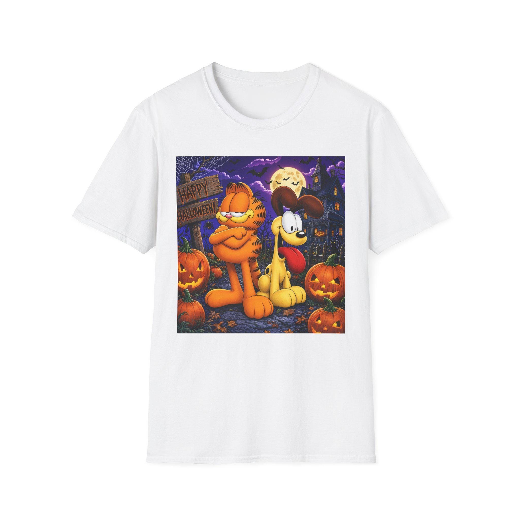 Garfield & Odie Halloween Scene T-Shirt | Pumpkin Jack-o'-Lantern Night
