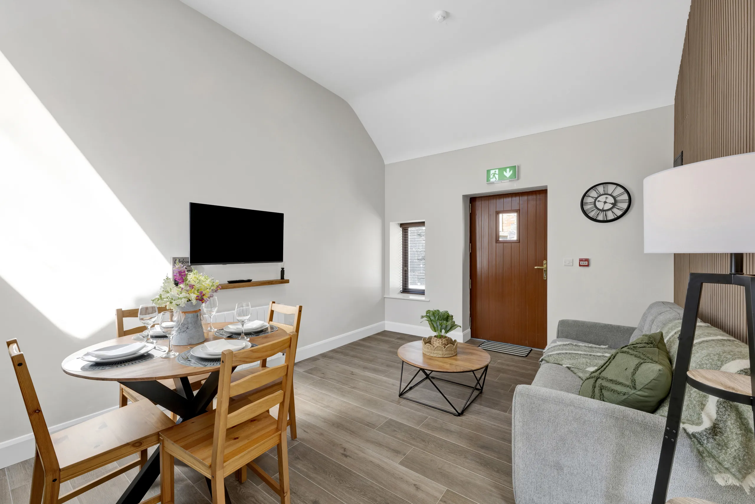 Dining area in a light-filled interior