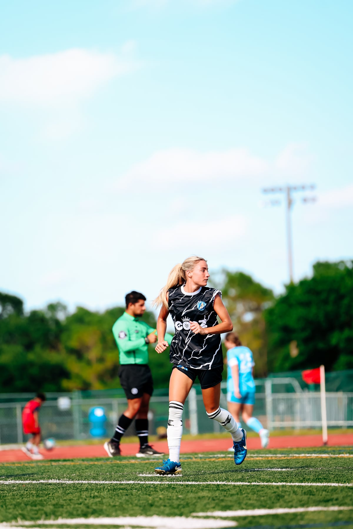 Brooke House FC women's player in match action