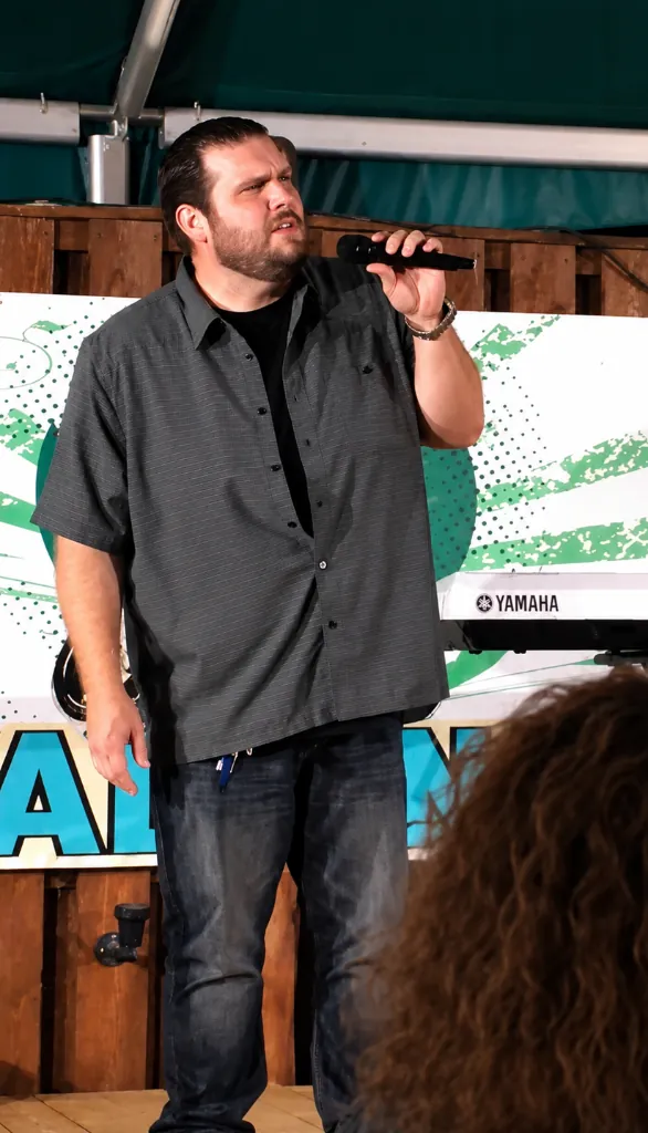 Dustin Nova performing outdoors