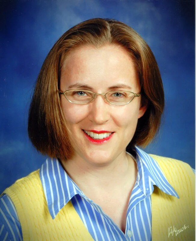 Hilary Thompson faculty headshot