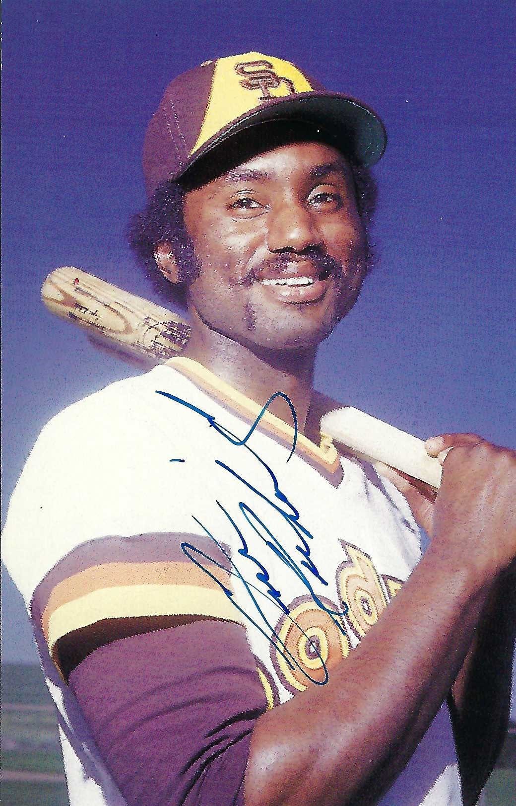 Signed item for Autograph #166 – Gene Richards – San Diego Padres – MLB