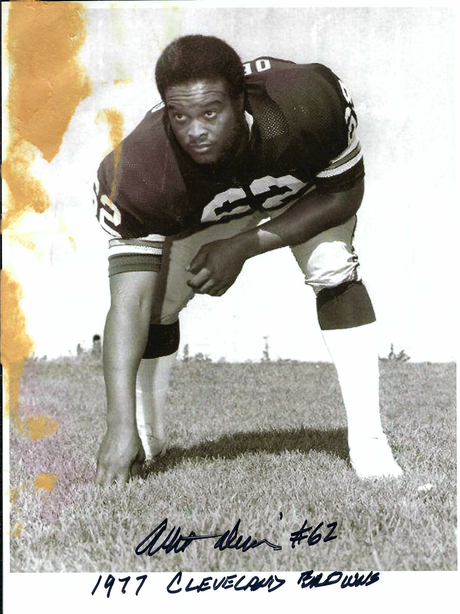Signed item for Autograph #352 – Al Dennis – Cleveland Browns – NFL
