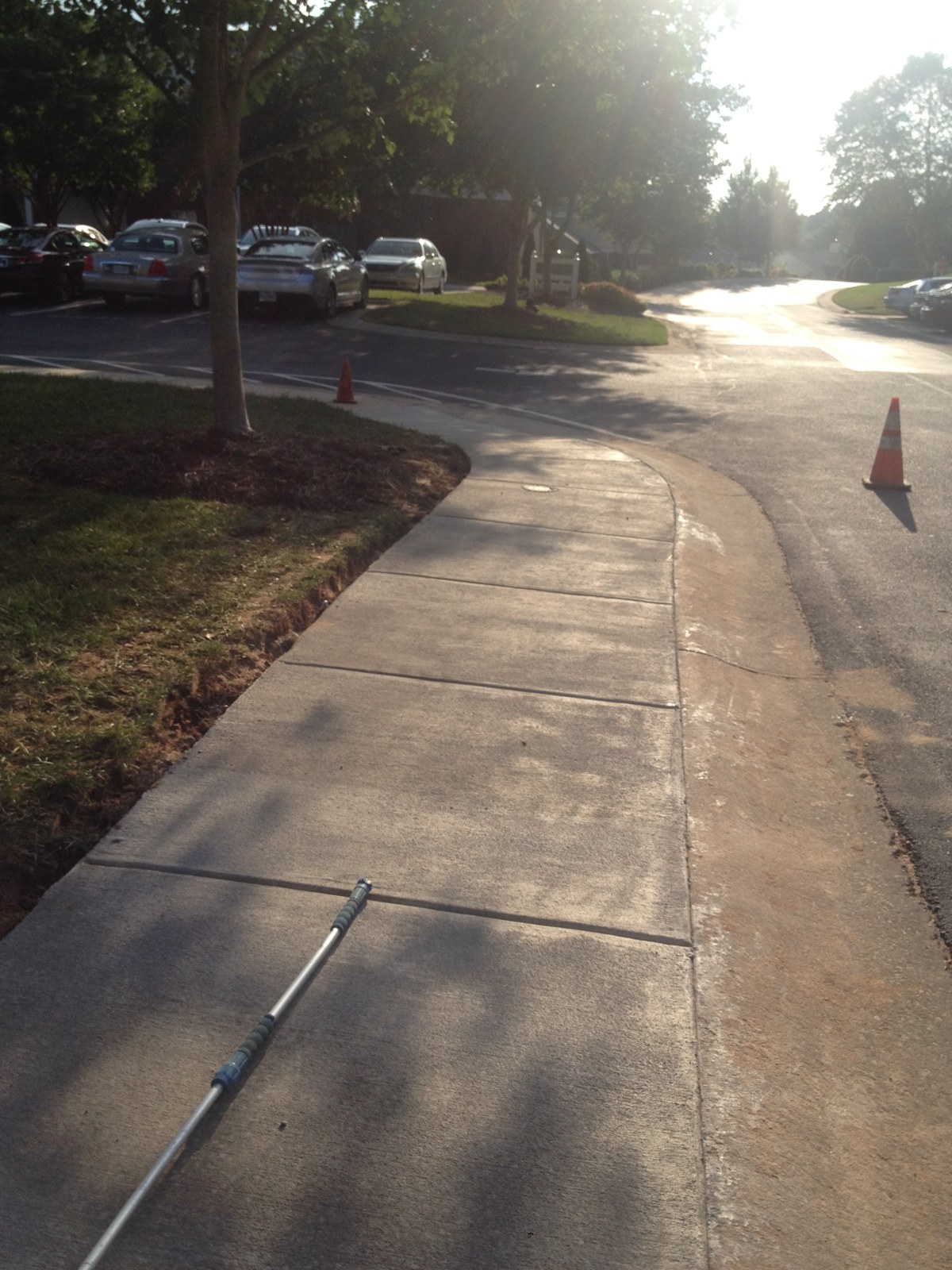 Finished curved concrete sidewalk with control joints