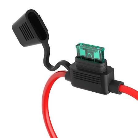 Automotive blade fuse in a covered inline fuse holder