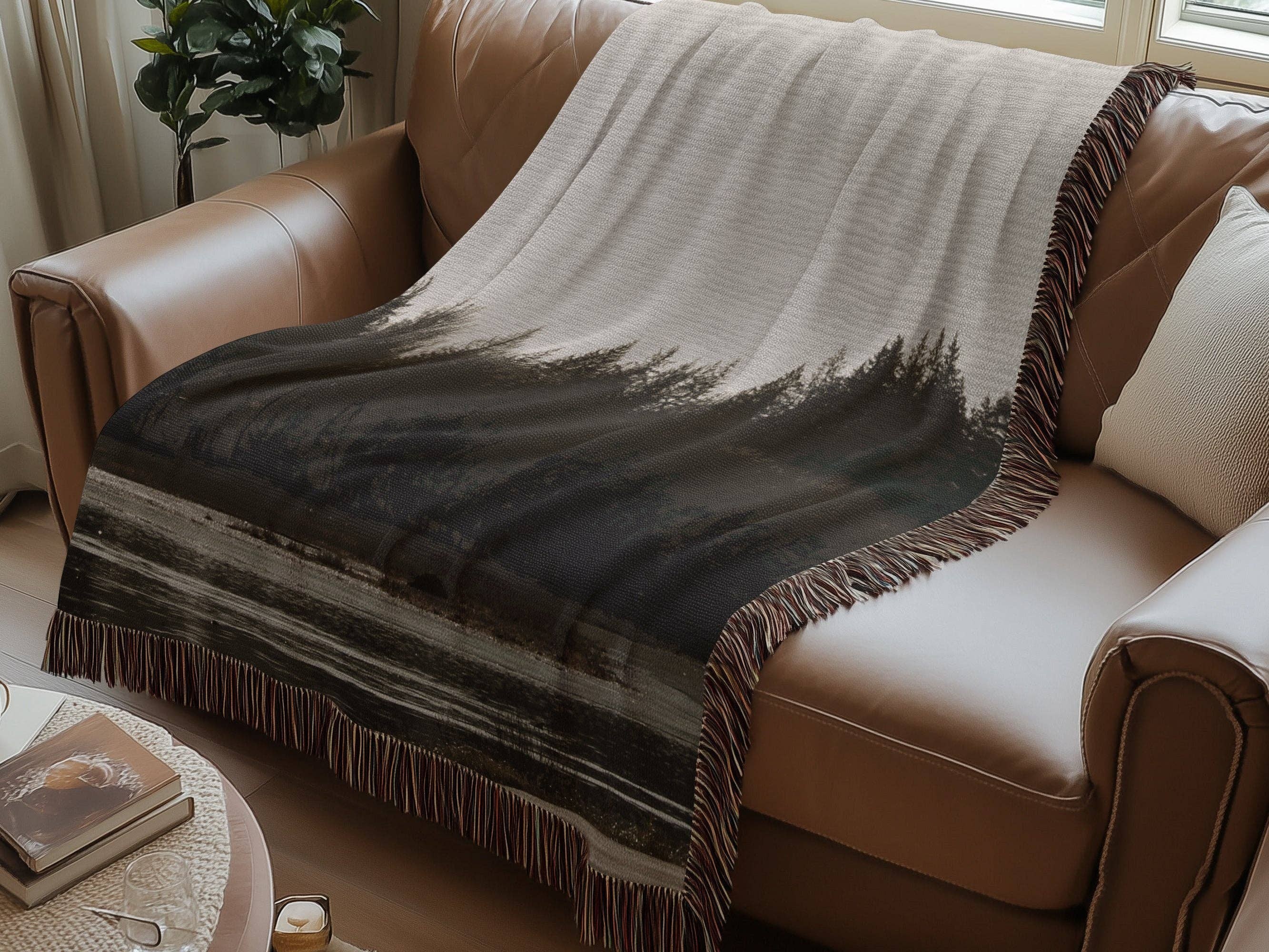 Scenic Nature Lake Forest Print Blanket, Cozy Throw Blanket for Living Room, Couch or Bed, Soft Warm Home Decor Gift, Unique Blanket