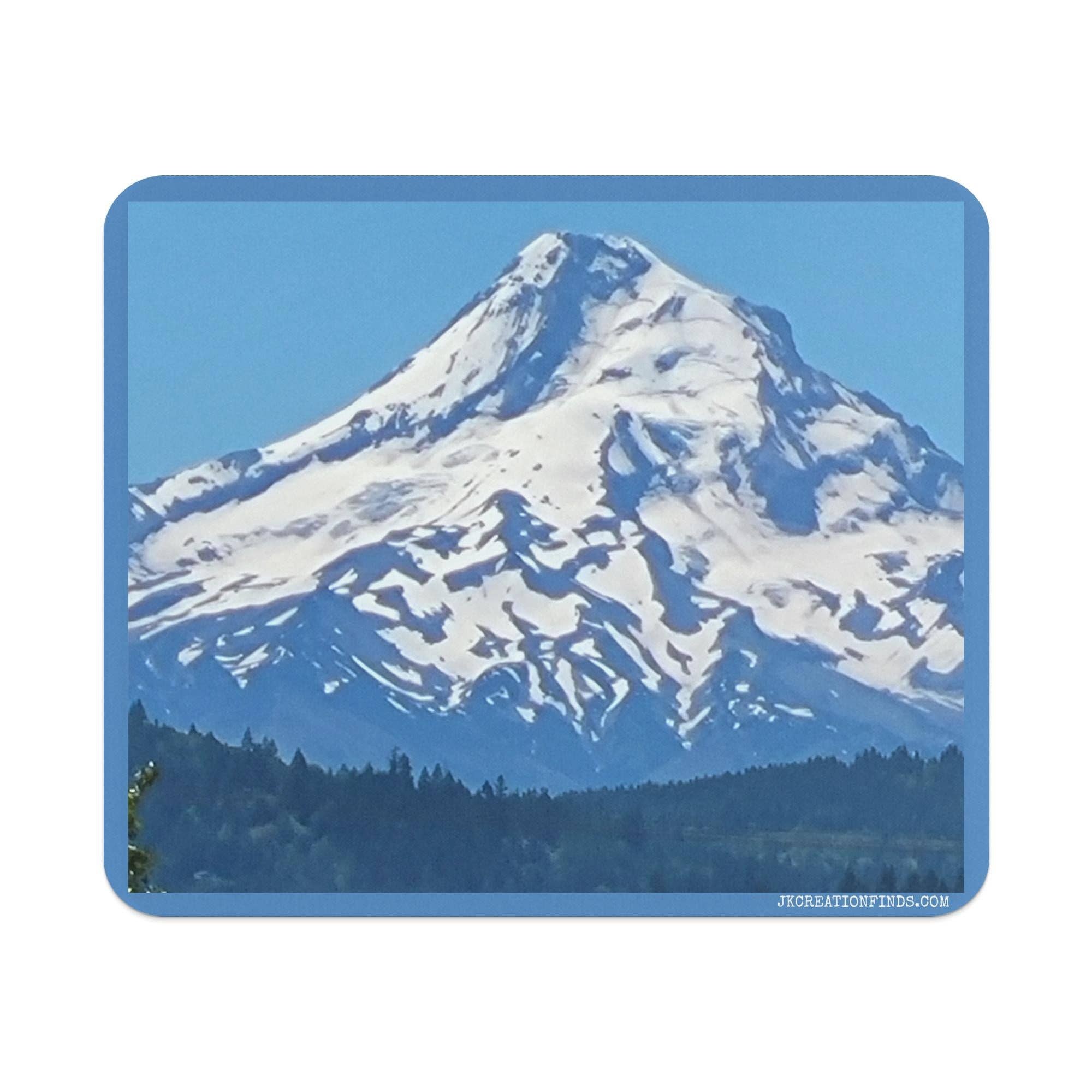 Snow-Capped Mountain Mouse Pad, Perfect for Nature Lovers, Scenic Desk Accessory, Ideal Office Gift, High-Quality and Durable Mouse Pad