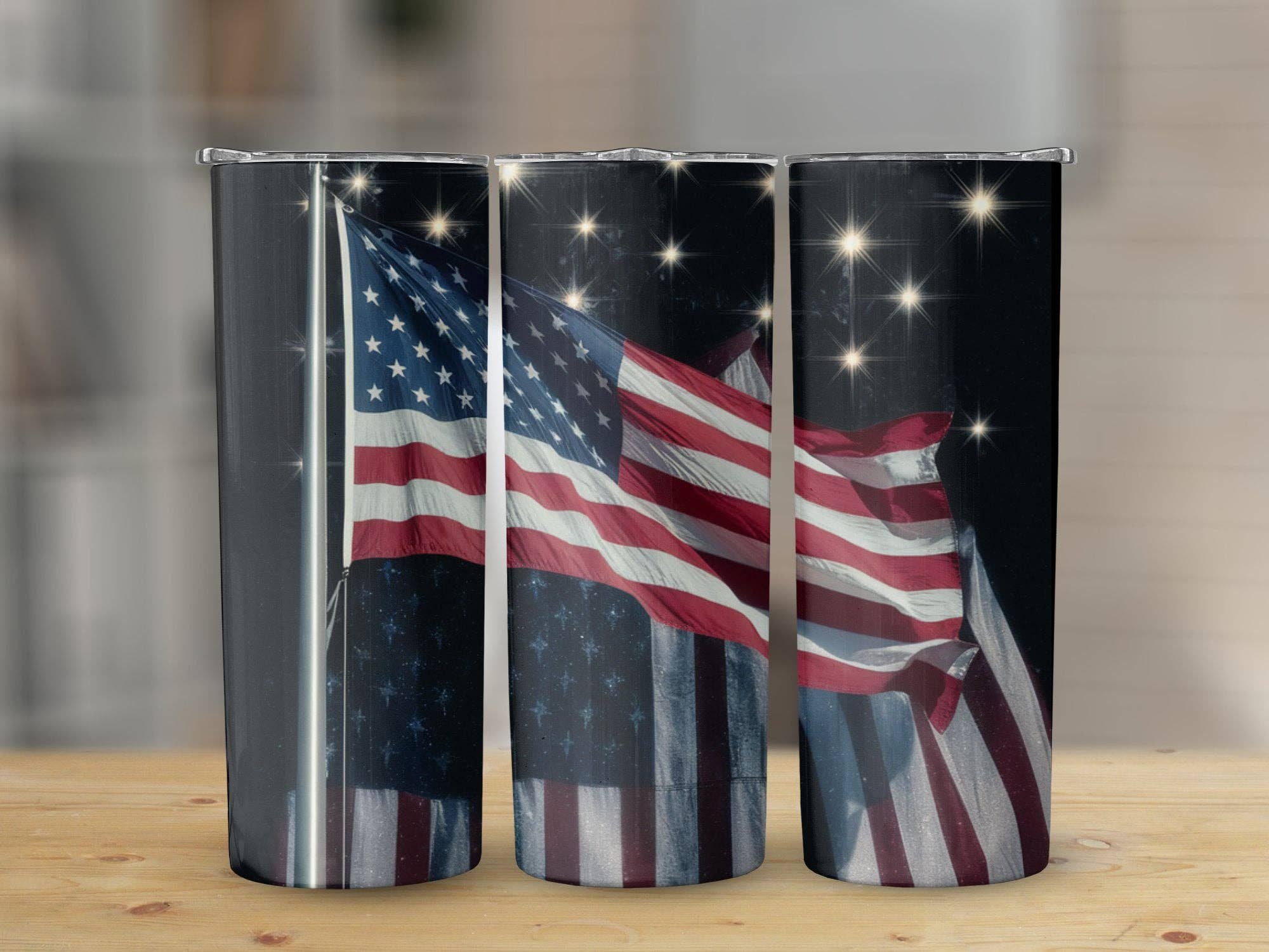 Patriotic American Flag Tumbler, USA Flag Design Travel Mug, Stars and Stripes Insulated Cup, Perfect Gift for Patriotic Fans