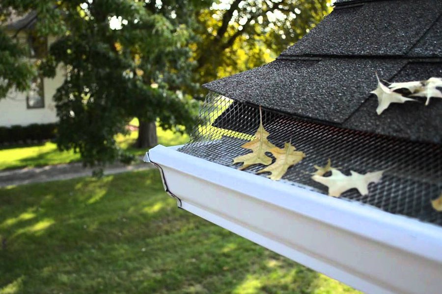 Gutter Guards VS. Gutter Cleaning