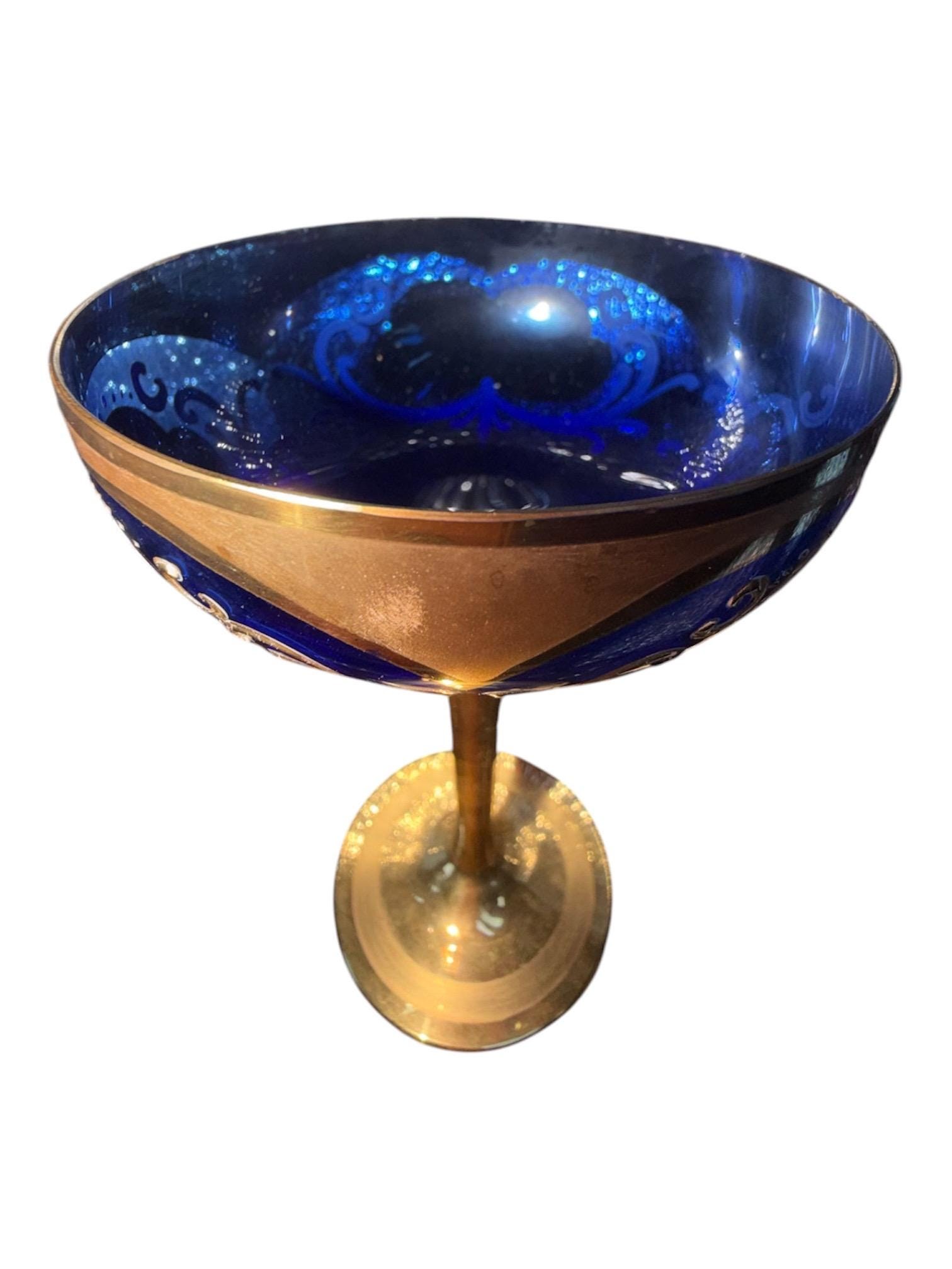 Set of 4 Murano Blue Wine Glasses, Tre Fuochi Italian Glassware, 24K Gold Trim, Enamel Detail, view 4