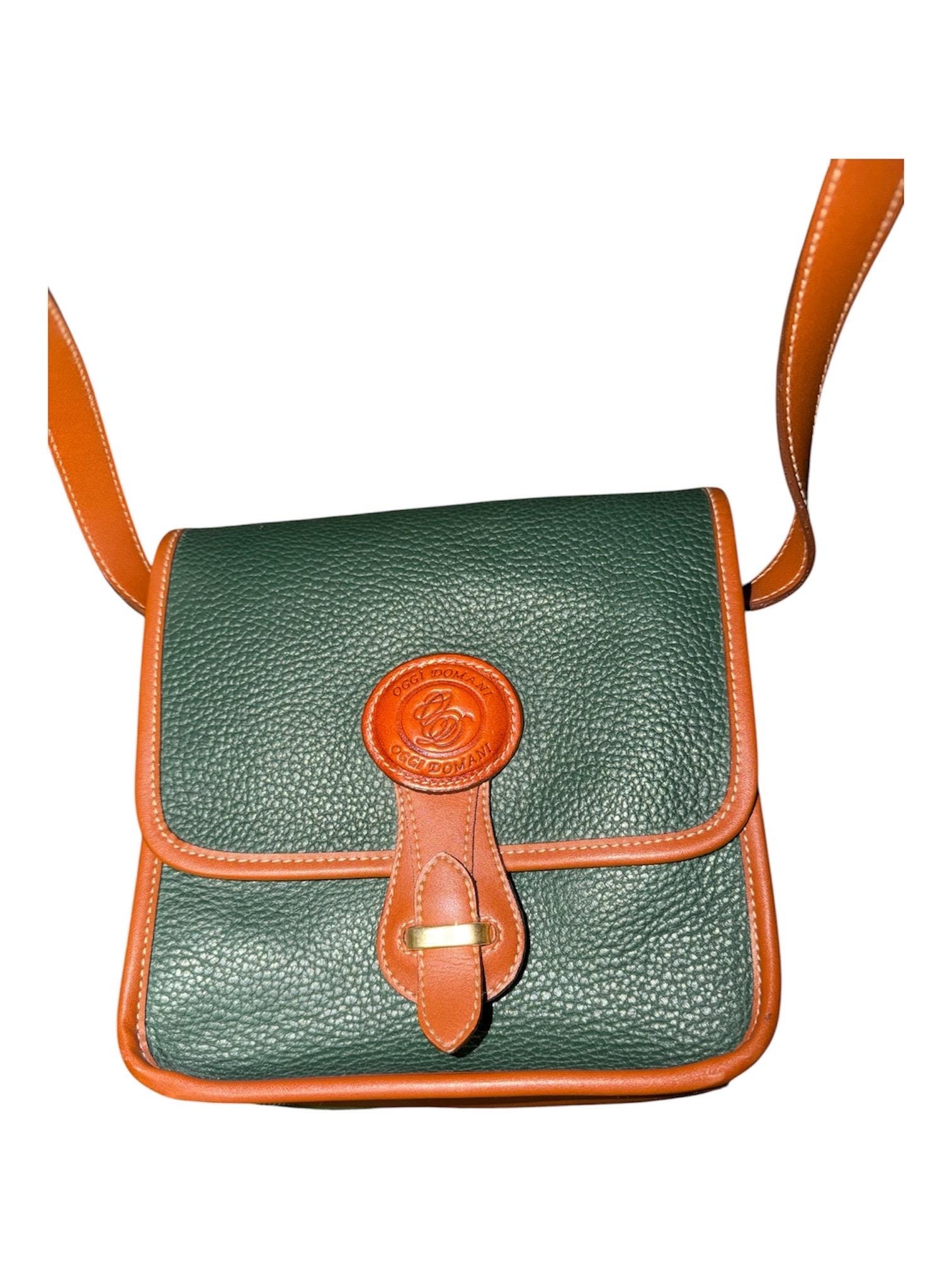 Forest Green Pebbled Leather Crossbody Bag, 90s Equestrian Saddle Style (Oggi Domani) Vintage Dooney