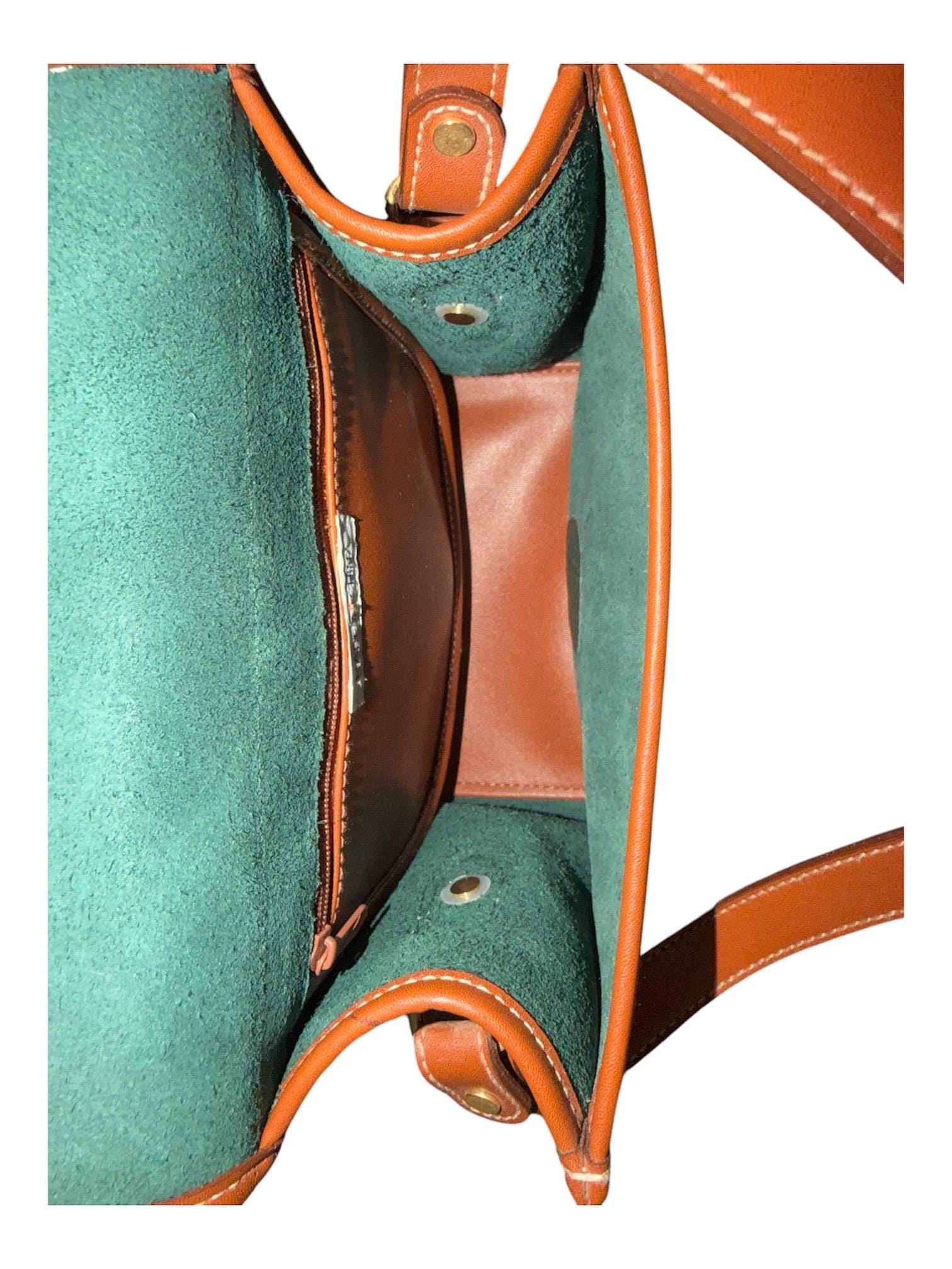 Forest Green Pebbled Leather Crossbody Bag, 90s Equestrian Saddle Style (Oggi Domani) Vintage Dooney, view 9