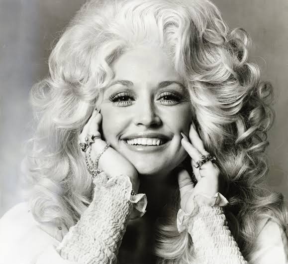 Dolly Parton tribute gallery image 2
