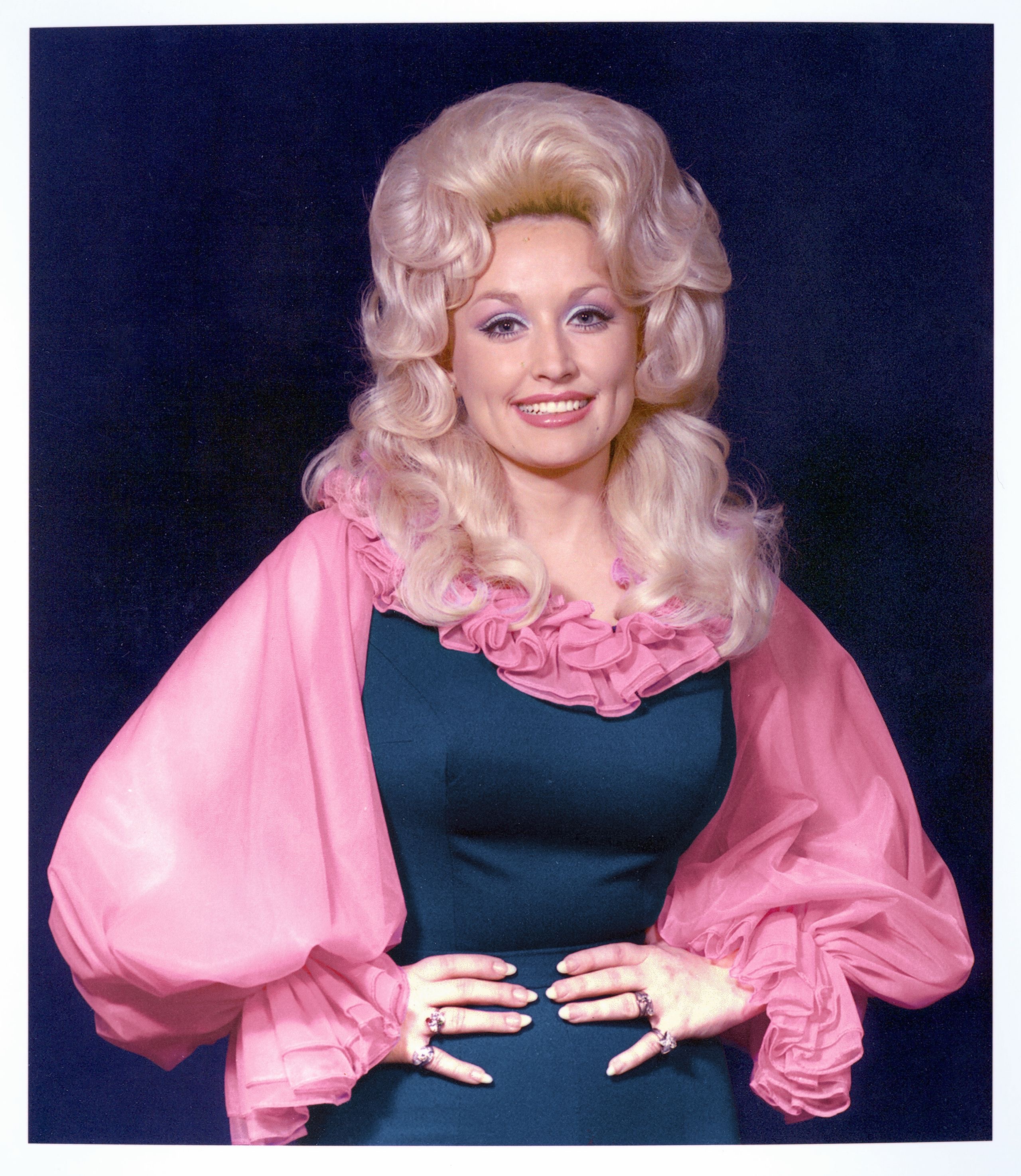 Dolly Parton tribute gallery image 3