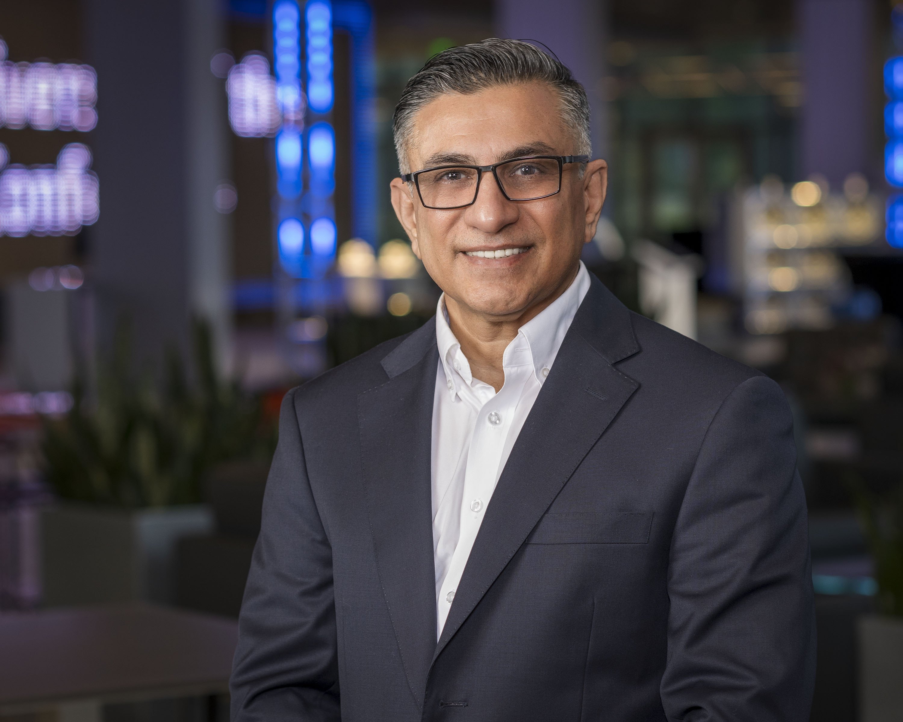 Executive portrait of Salim Semssar