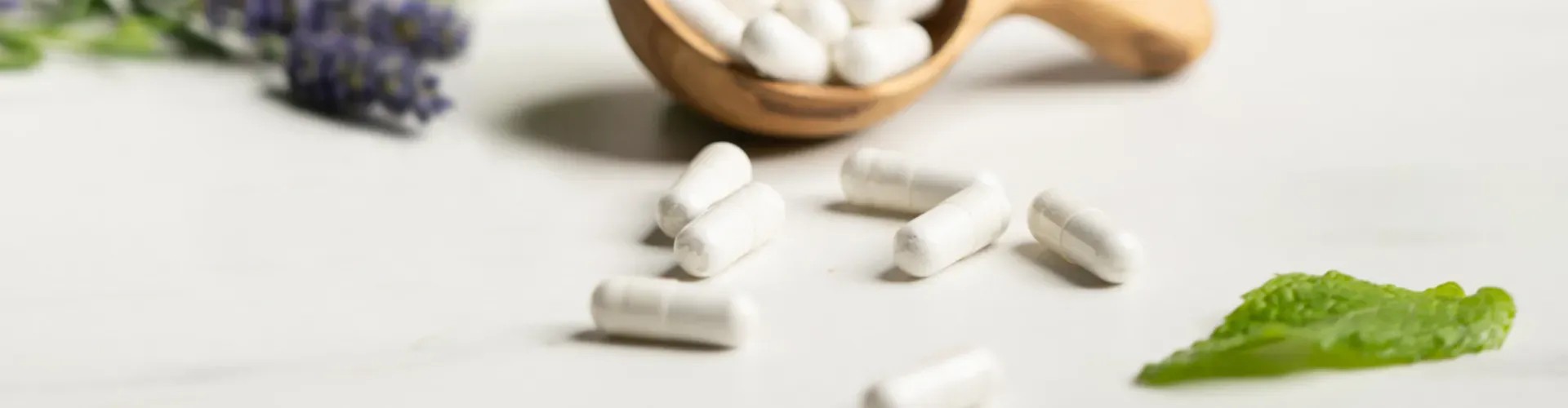 IsaFlush capsules with calming botanicals