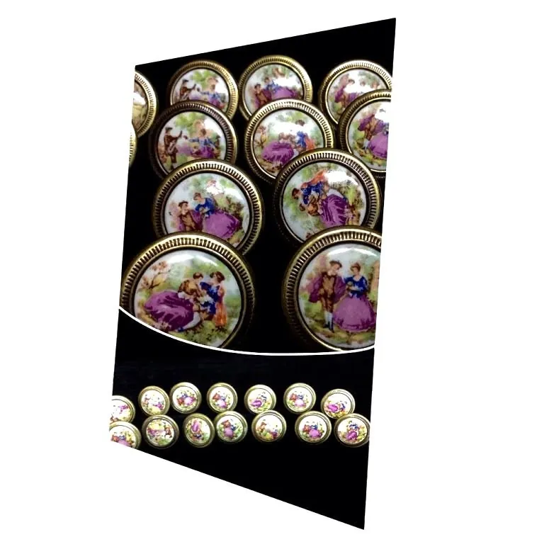Decorating with Collectible Hardware and Tools
