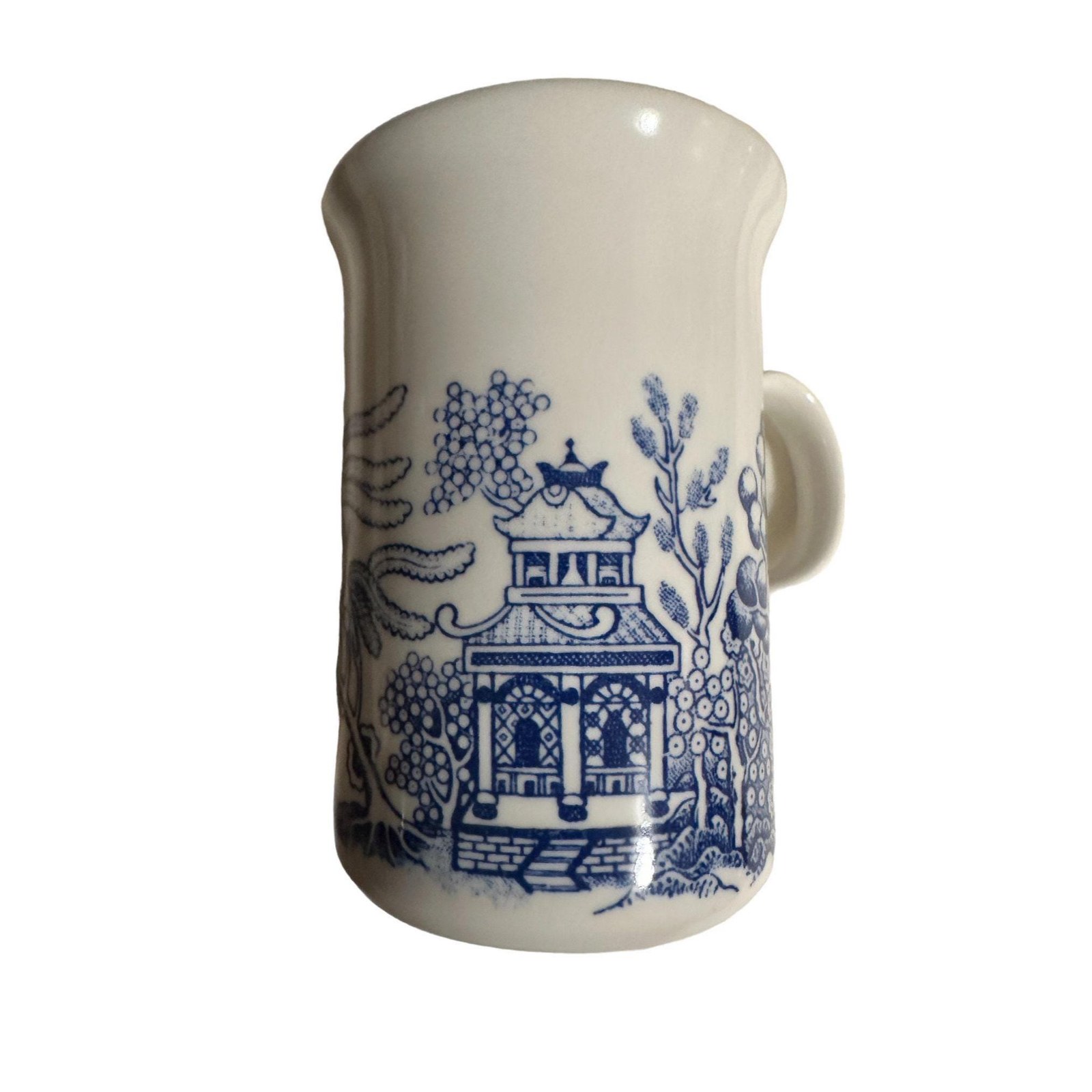 Blue Willow Staffordshire Coffee Mug | Asian Pagoda Design