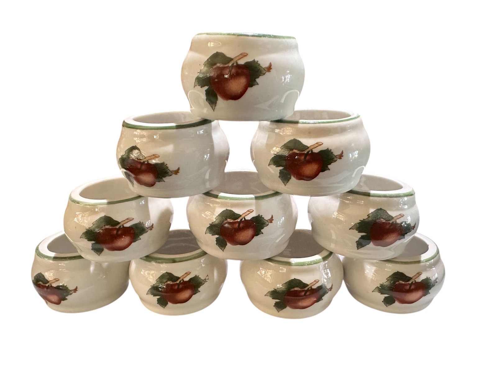 Ceramic Apple Napkin Rings, Porcelain Tableware, Farmhouse Chic Style