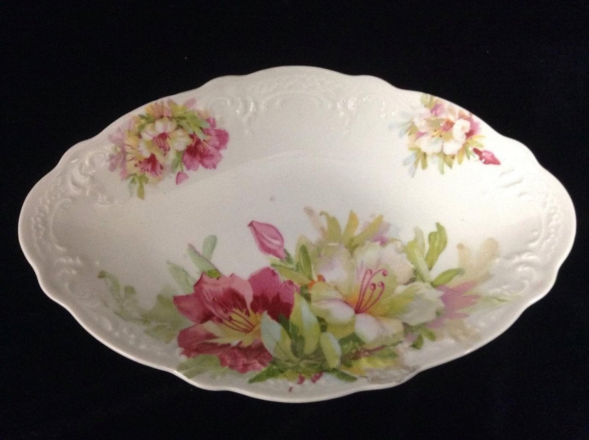 Hand Painted Porcelain Candy Dish, Floral Lily Trinket Soap Dish