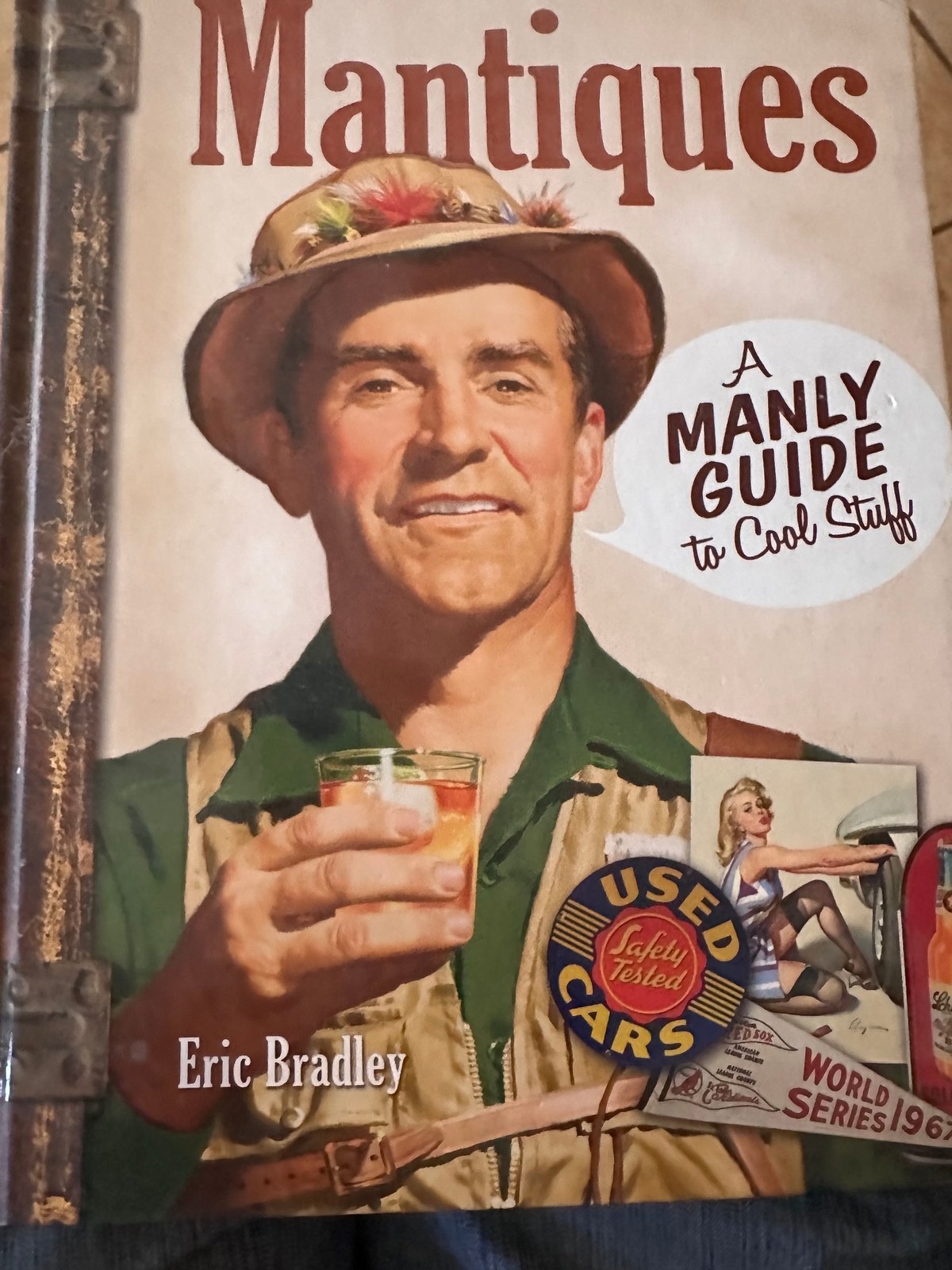 Mantiques Guide Illustrated Book, Vintage Treasures For Book Lover