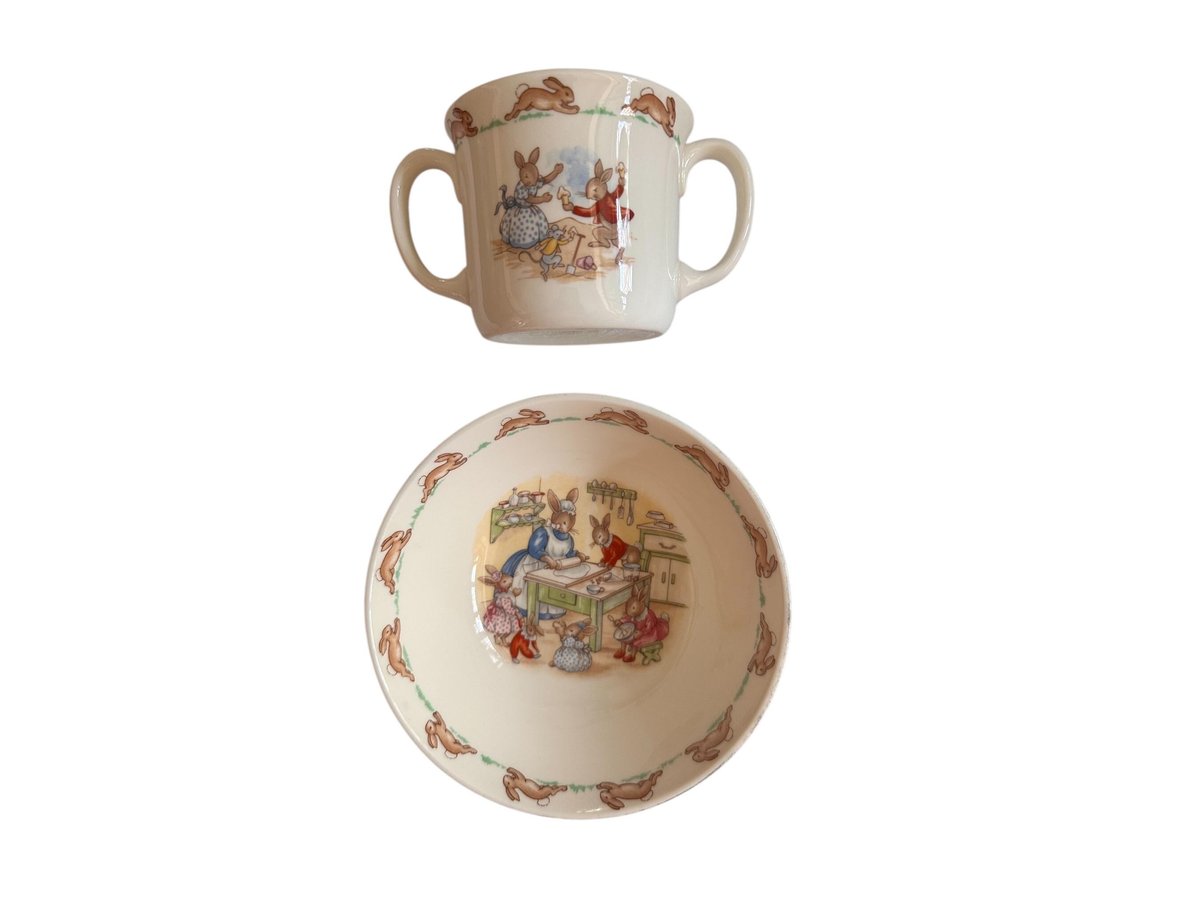 Royal Doulton China Vintage Bunnykins Toddler Dish Set