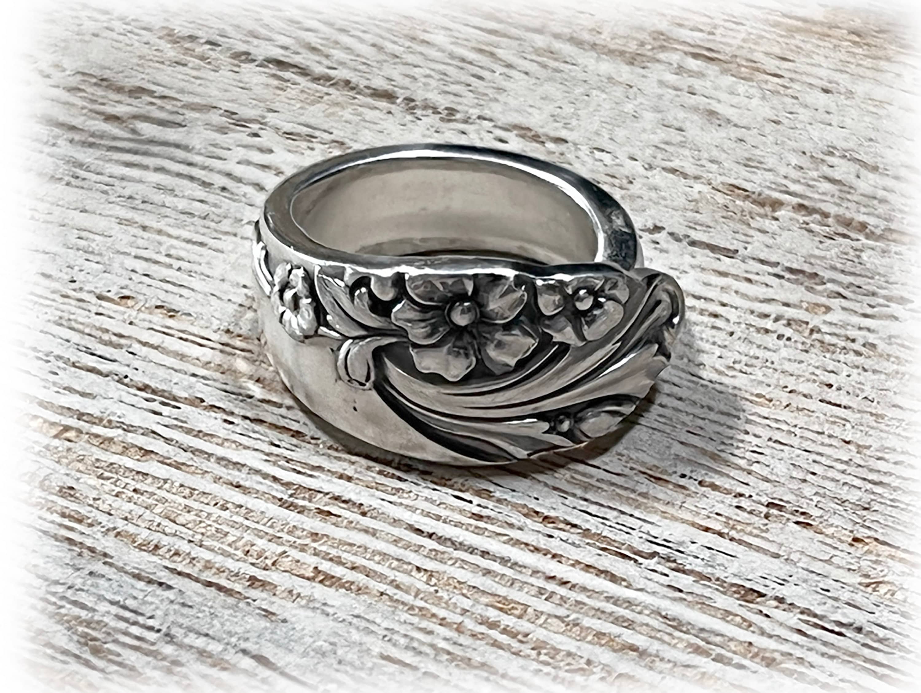 MCM Silverplate Spoon Ring, Upcycled, Oneida Evening Star, circa 1950, Floral Wrap Ring