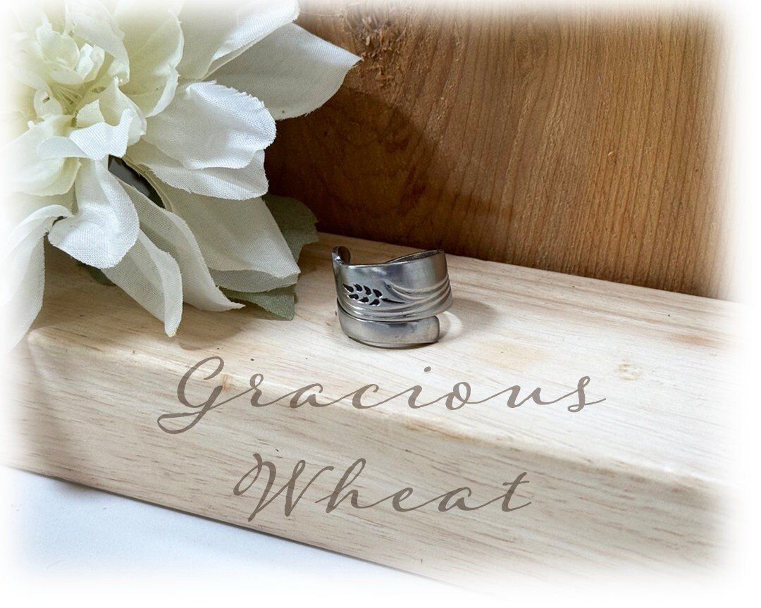Mid Century Stainless Steel Spoon Ring: Gracious Wheat Design, Size 7.5