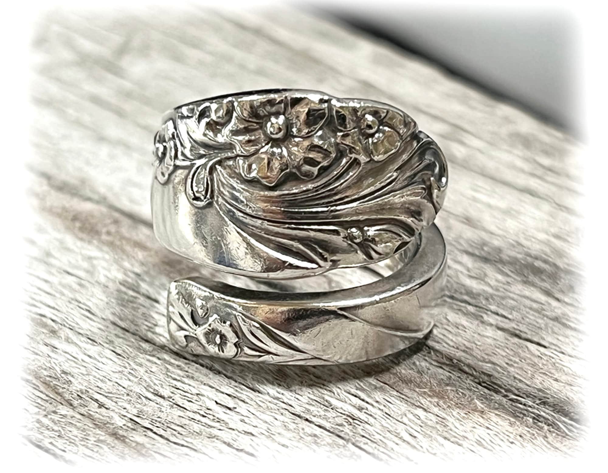 Upcycled Silverplate Spoon Ring, Oneida Evening Star, circa 1950, Floral Spiral Wrap Ring
