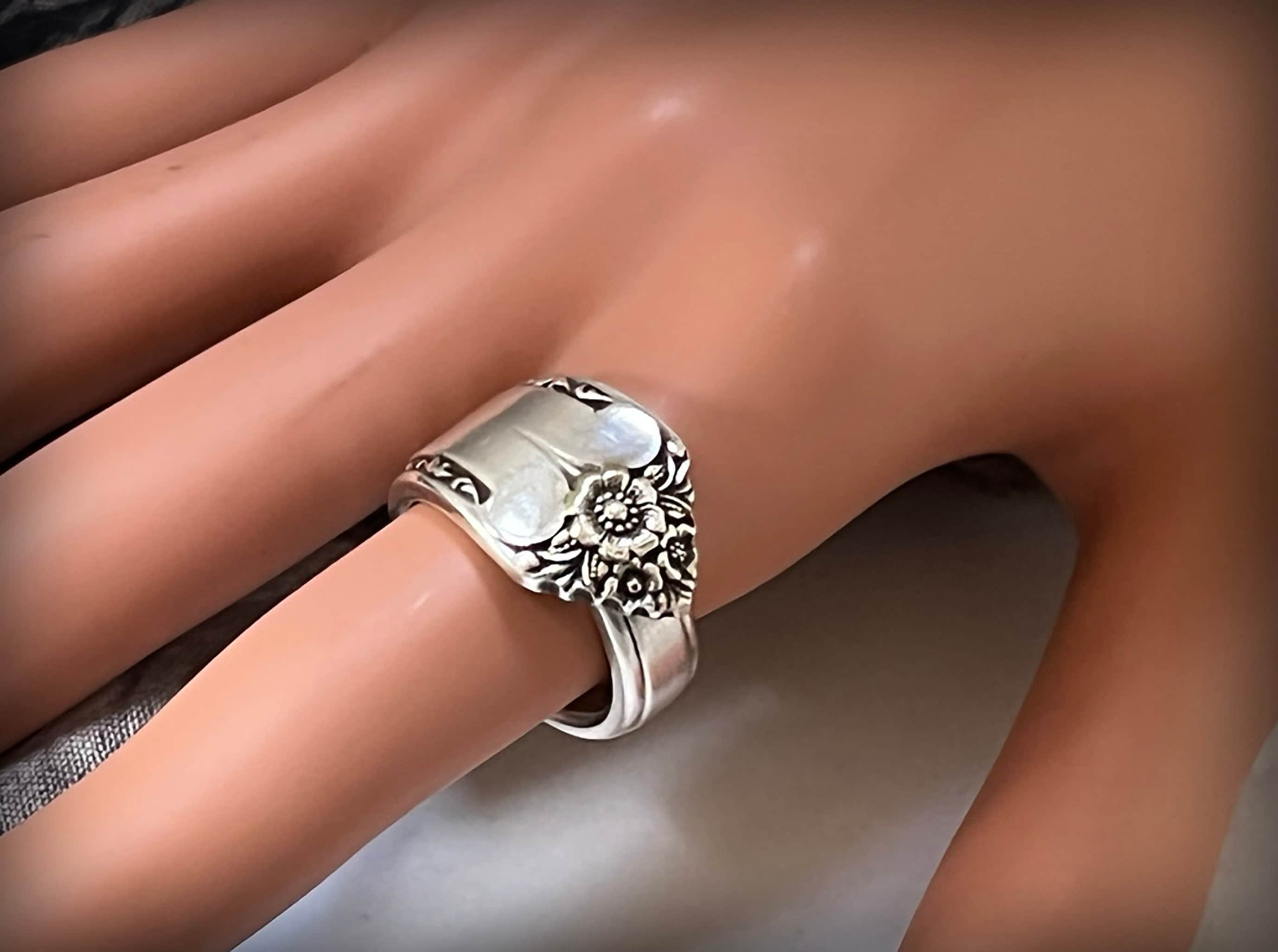 Upcycled Silverplate Spoon Ring, 1950s Floral Wrap Ring, Size 6.5
