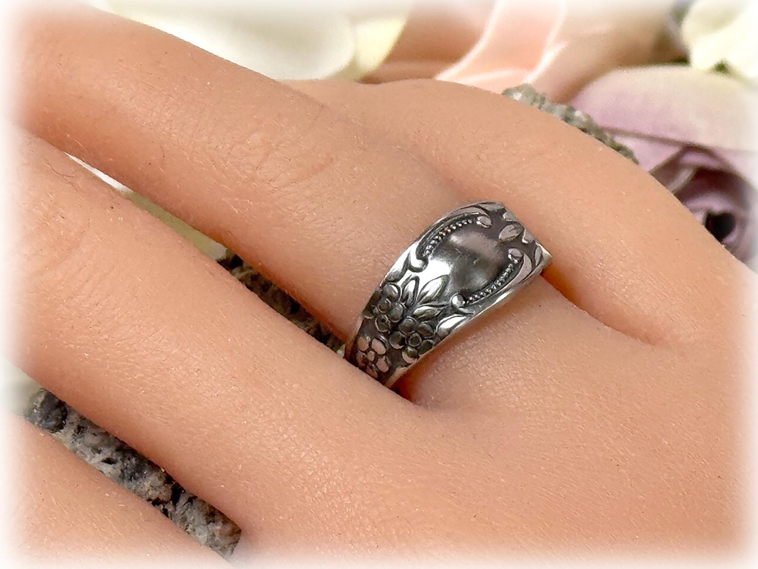 Mid Century Floral Spoon Ring: Upcycled Stainless Steel Band, Size 7.5