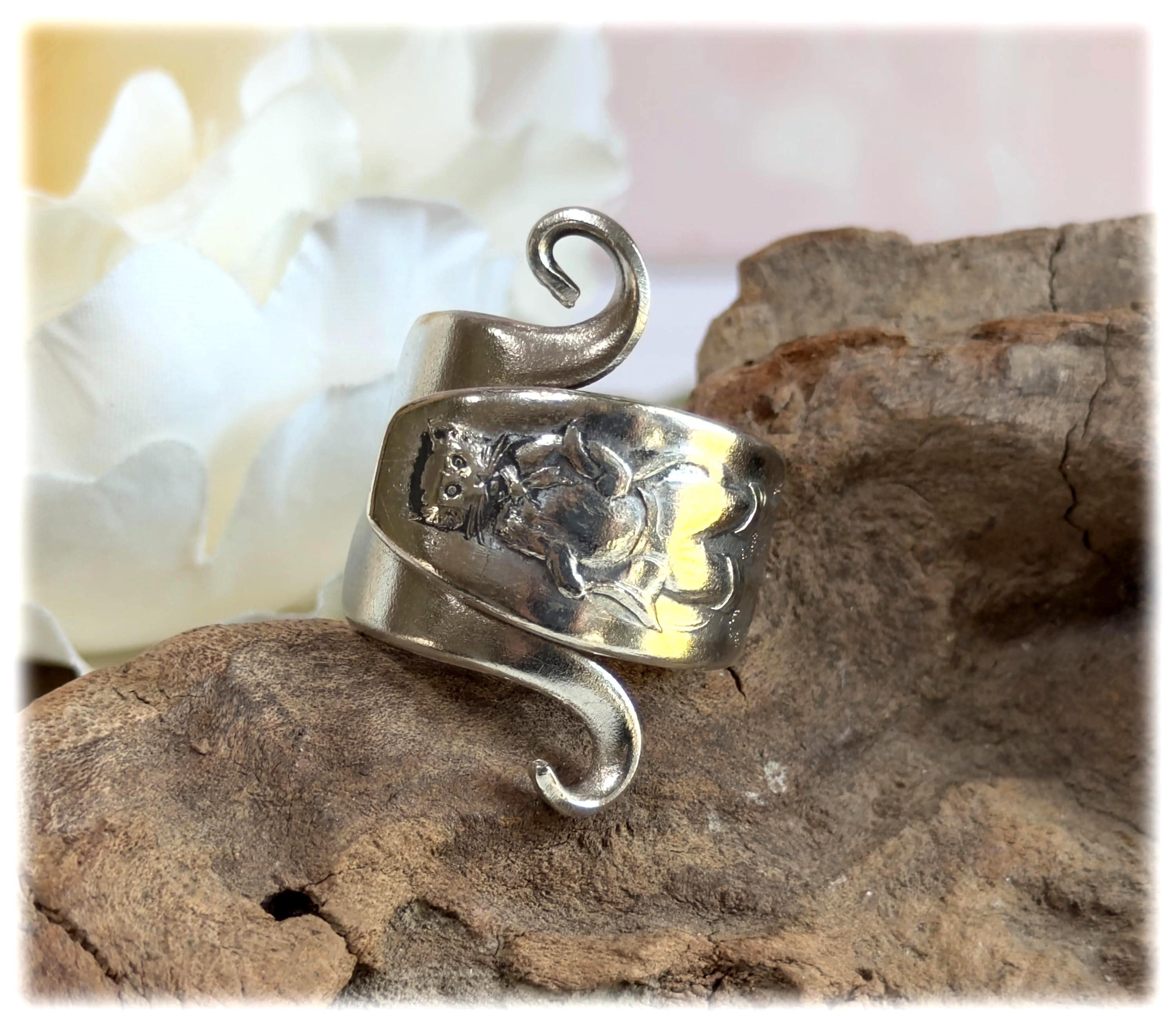Puss in Boots Cat Ring, Curled Tine Fork Wrap Ring, Size 10