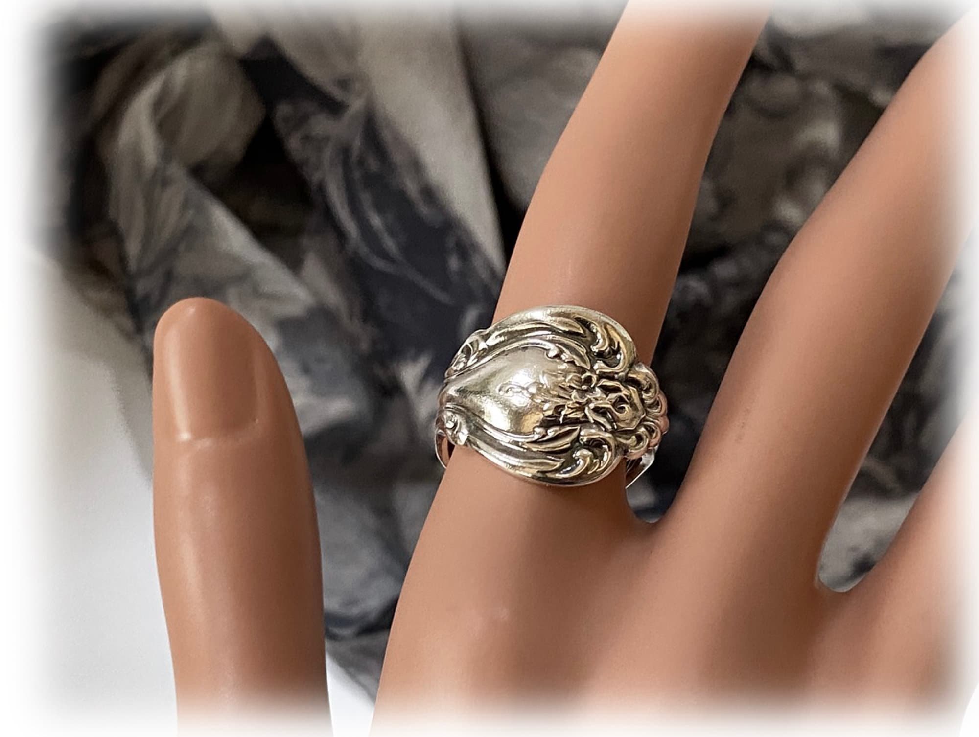 1970s INTERLUDE Spoon Ring, Silverplate Ring, Scrollwork Silver Band, Rose, Size 6.5