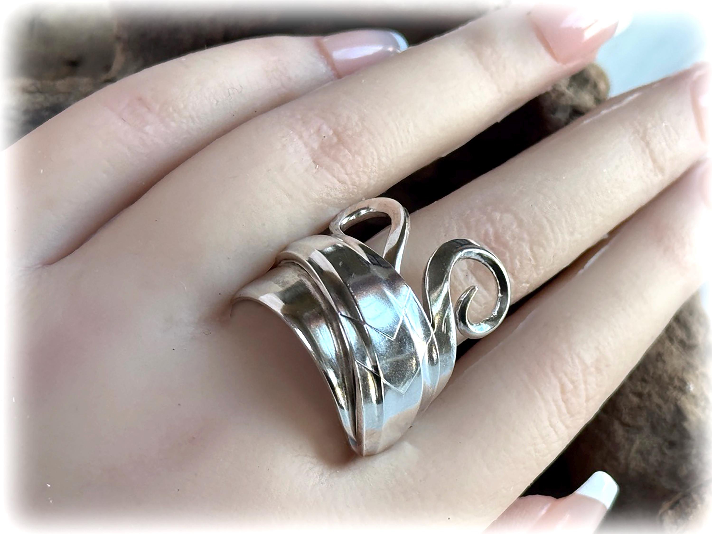 1930s Loxley Art Deco Fork Ring, Curled Tines, Unisex Large Ring Size 11
