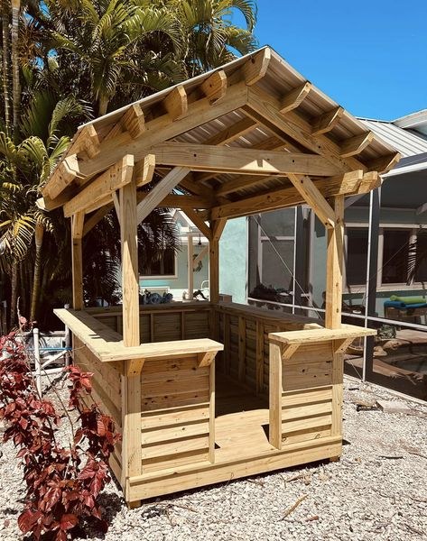 The Boat House Bar