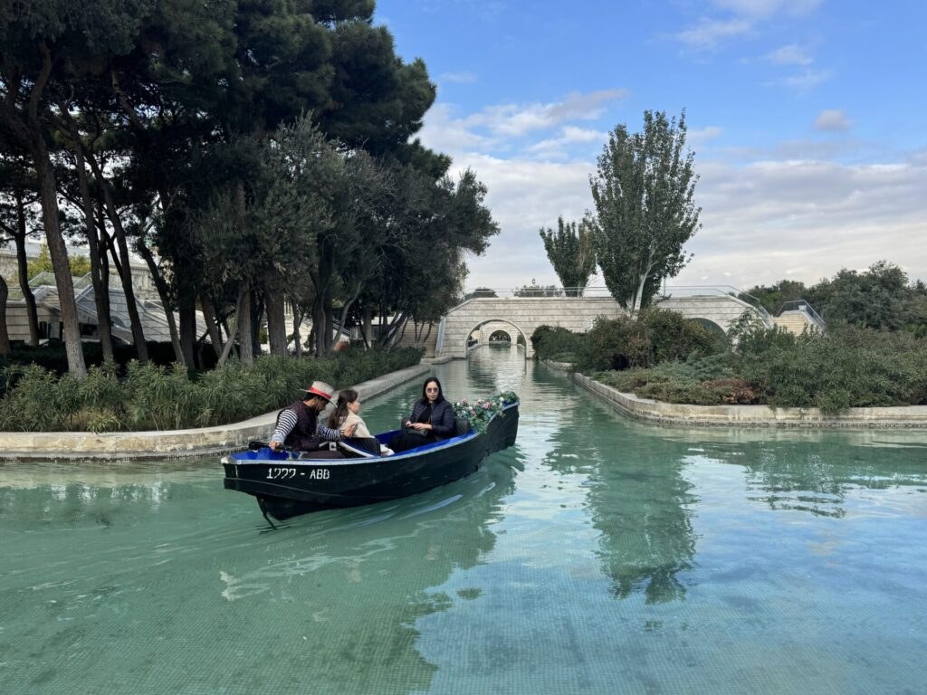 Travel photograph from Baku, Azerbaijan