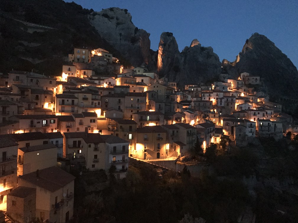 Travel photograph of Castelmezzano, Italy