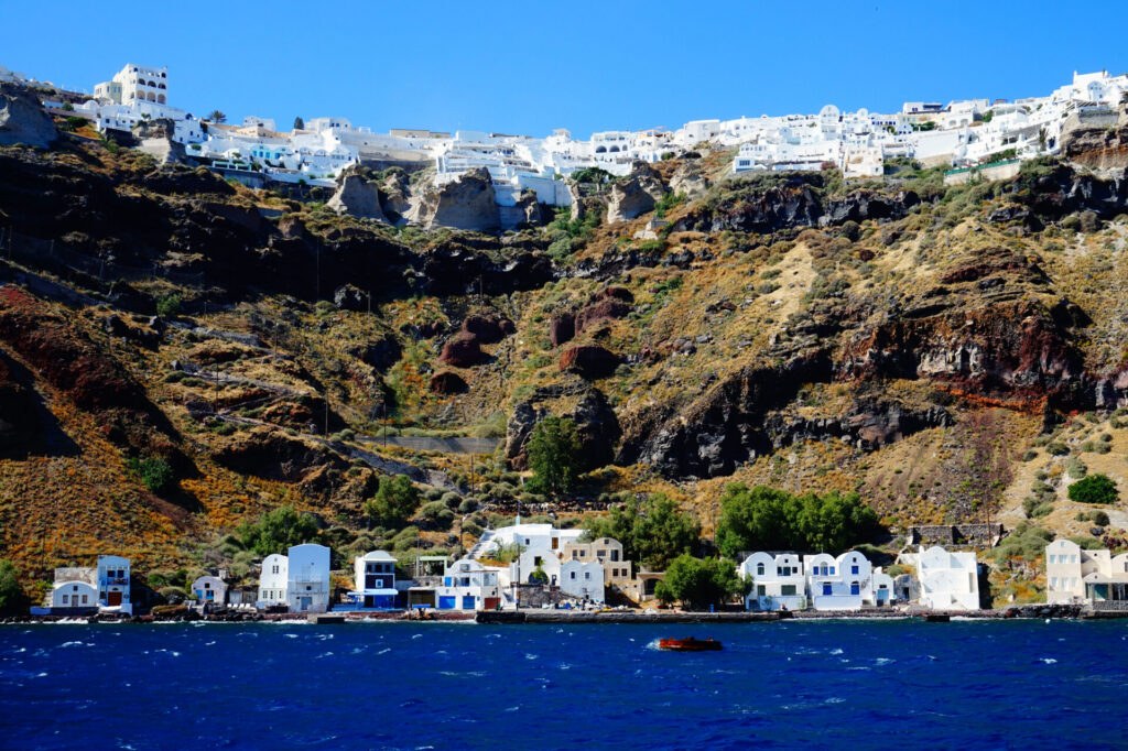 Volcano Bridge Tours - View of Greek towns