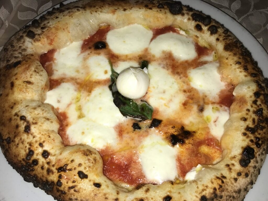 Volcano Bridge Tours - Italian pizza at Mount Vesuvius