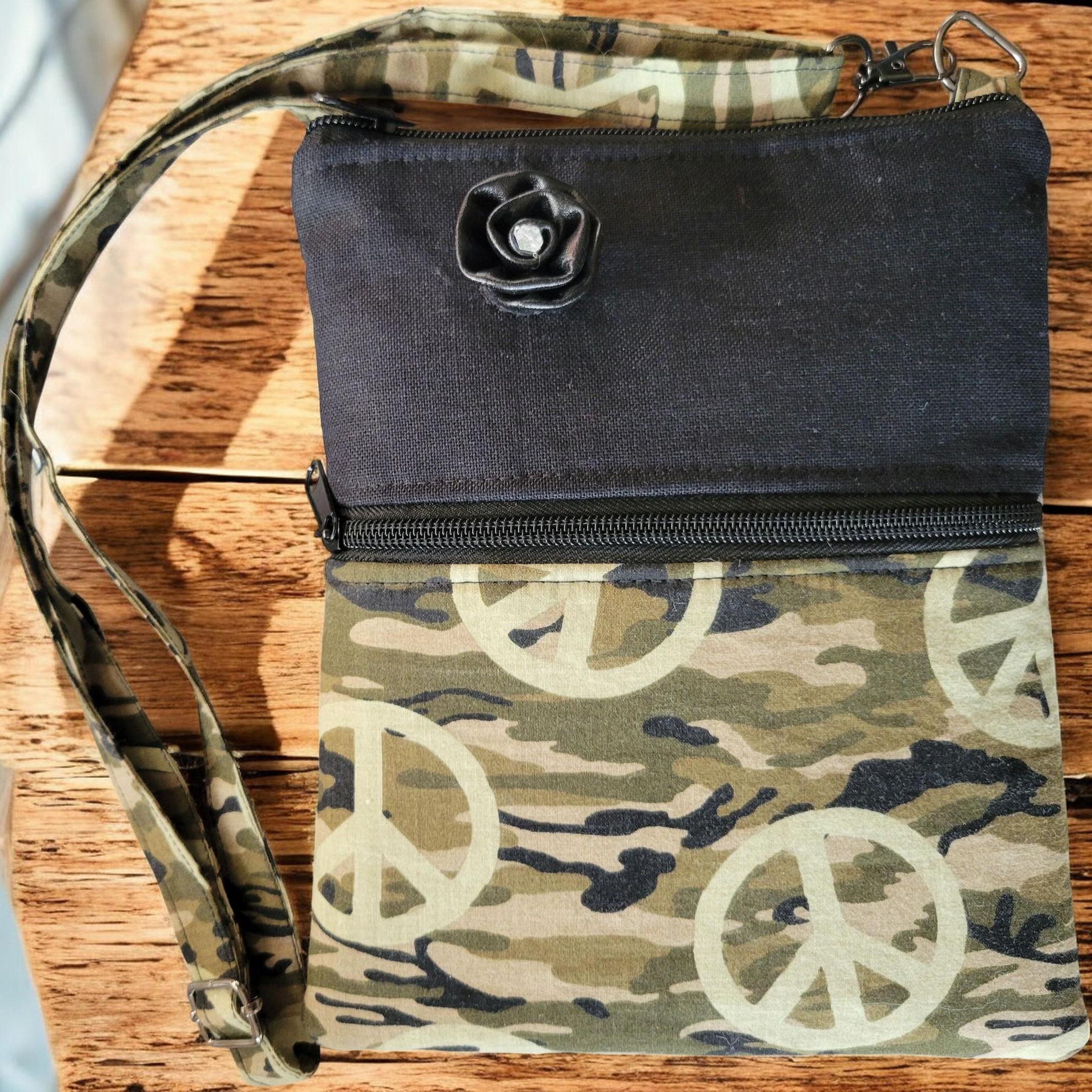 Camo Crossbody Cell Phone Pouch: Zippered Concert Purse