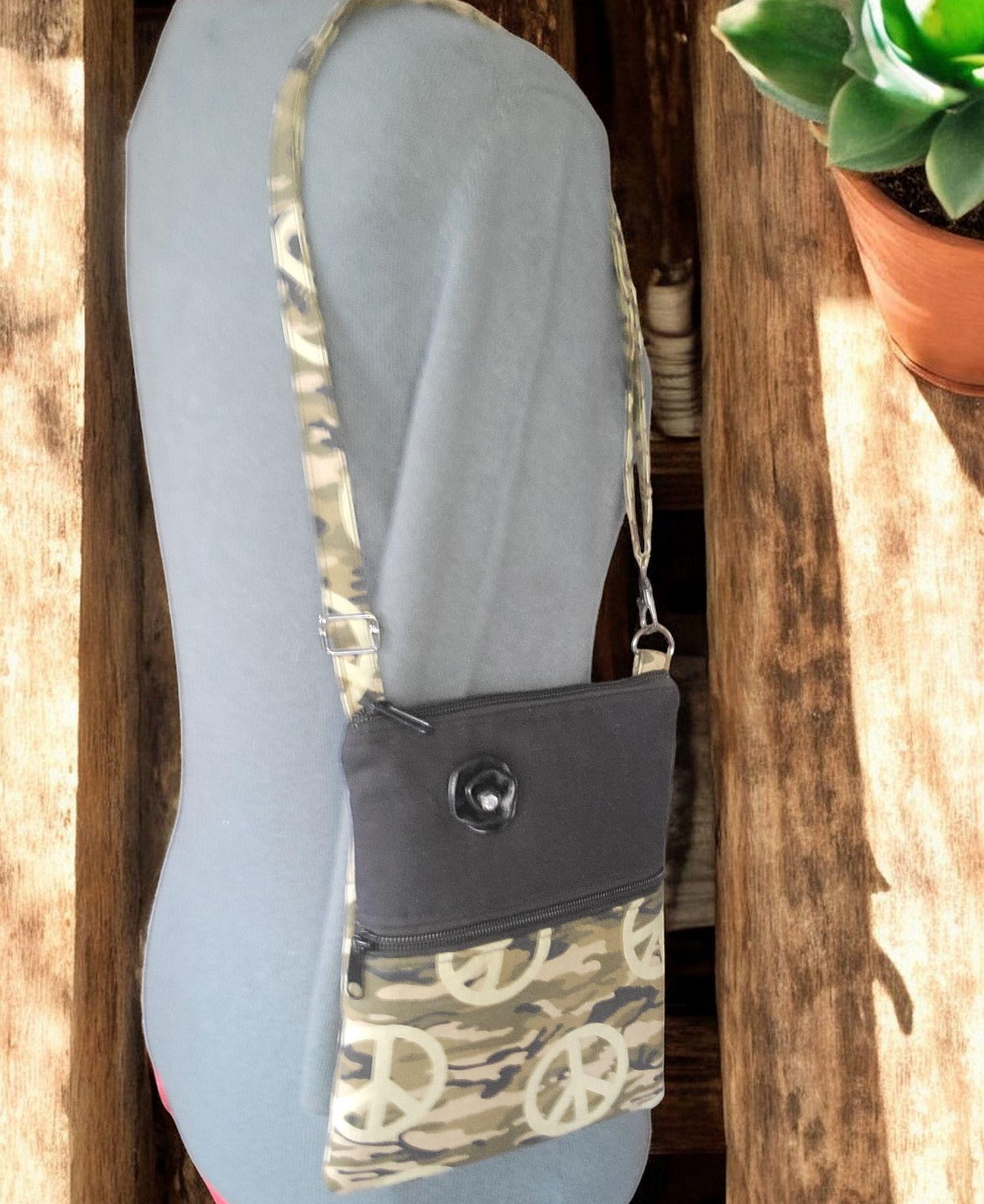Camo Crossbody Cell Phone Pouch: Zippered Concert Purse, view 6