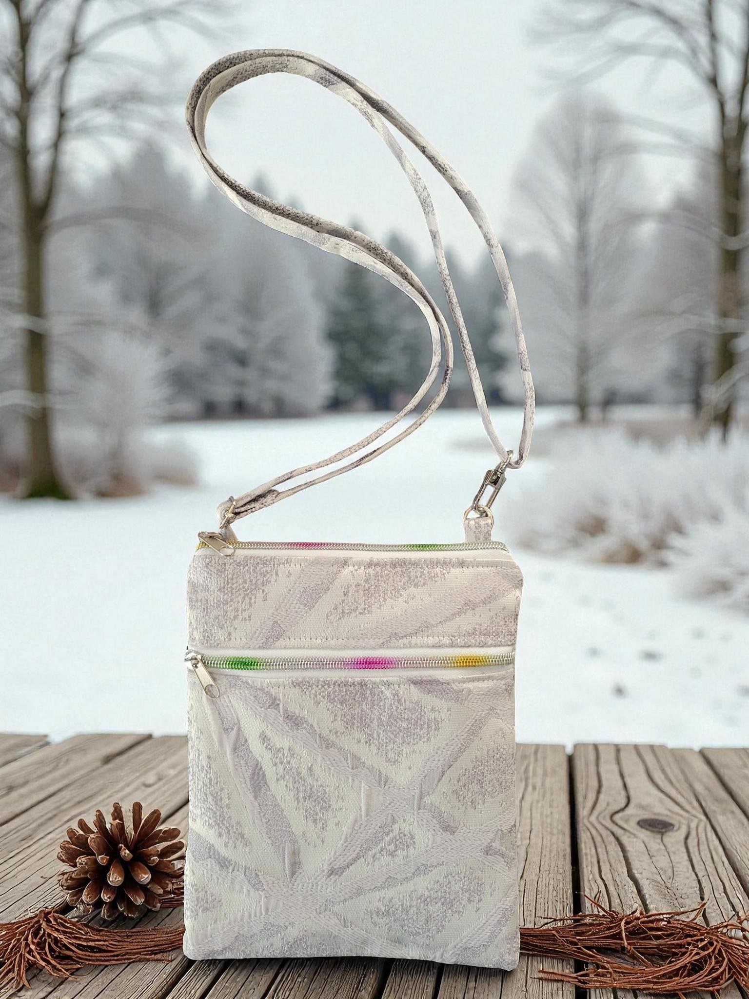 Elegant Winter White Tapestry Jacquard Crossbody Bag, Boho Inspired, view 8